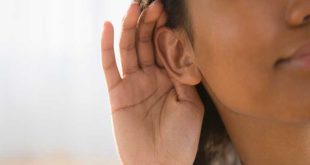 woman unable to hear men voice