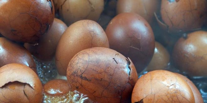 egg boiled in urine