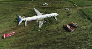 Russian Plane Crash-Land